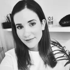 Laura Ríos, Arte En Uñas