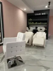 UNIQ PELUQUERIA & ESTÉTICA 💎