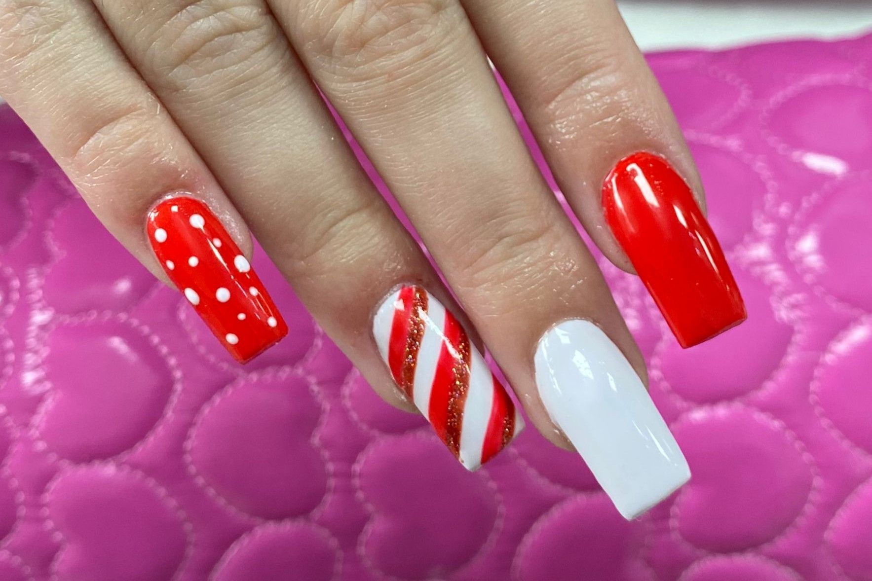 Bulnesthetic (Miss Uñas)