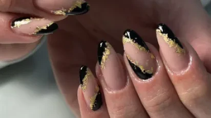 Centre Anvi Nails