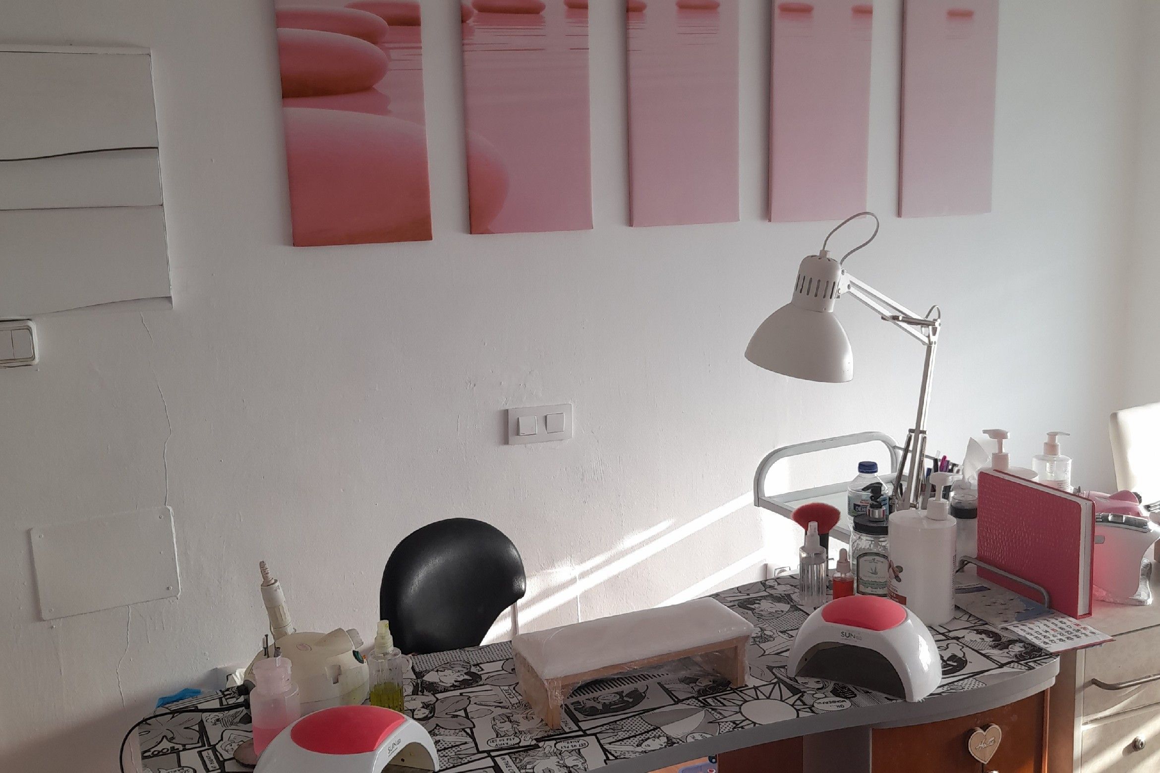 Magic Nails by Yolanda Gomariz