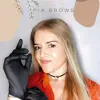 Pía Brows